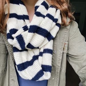 J. CREW INFINITY KNIT SCARF